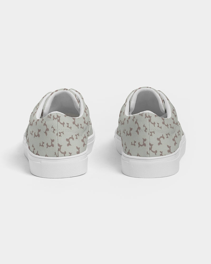 Balloon Giraffes Women's Lace Up Canvas Shoe